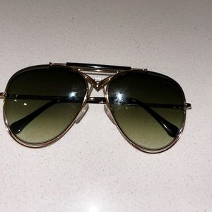Roberto cavalli sun glasses